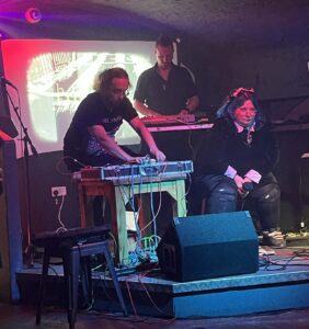 Bein-e performing at Zed Alley
